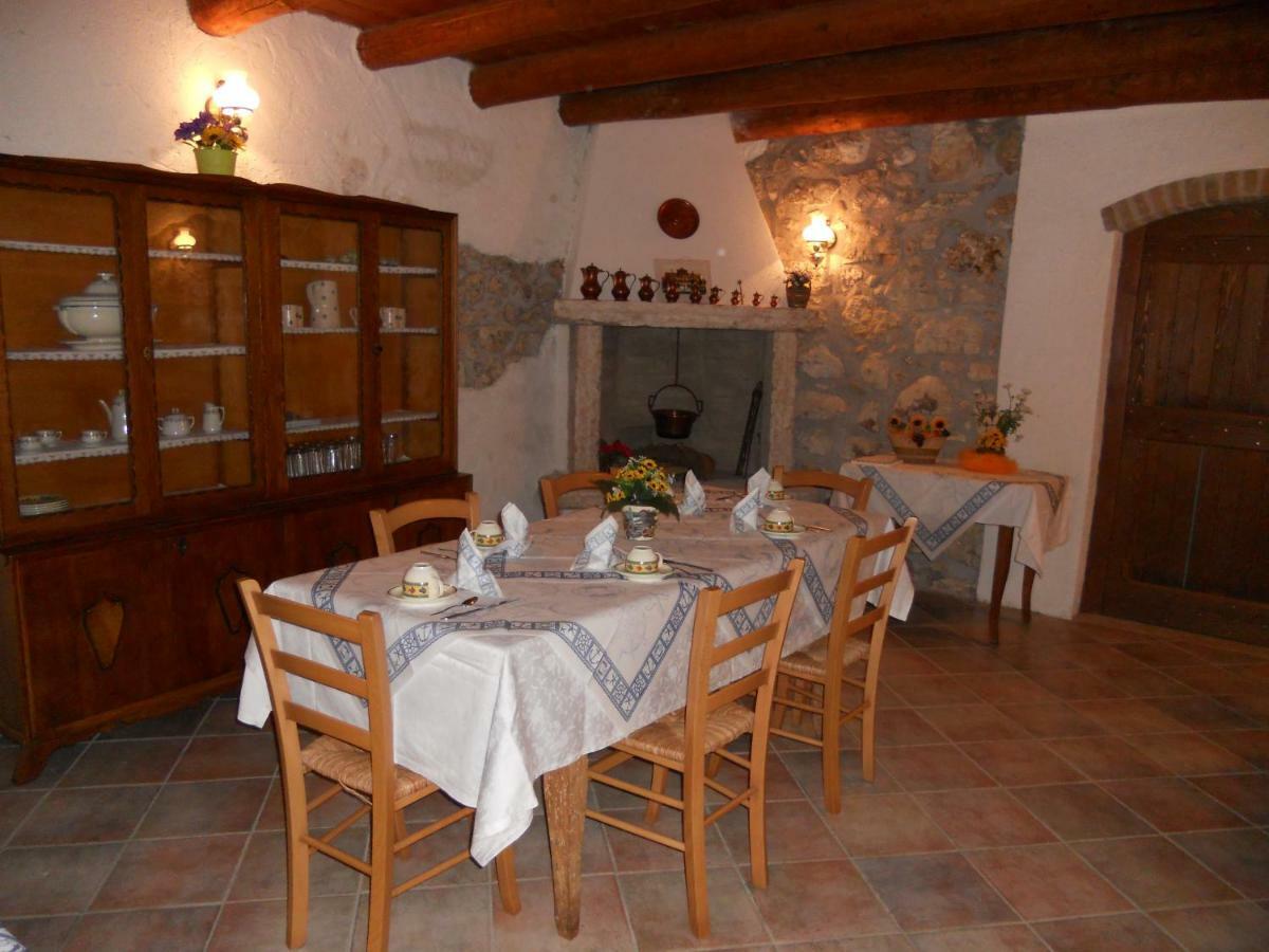Agriturismo Lusani Caprino Veronese Eksteriør billede