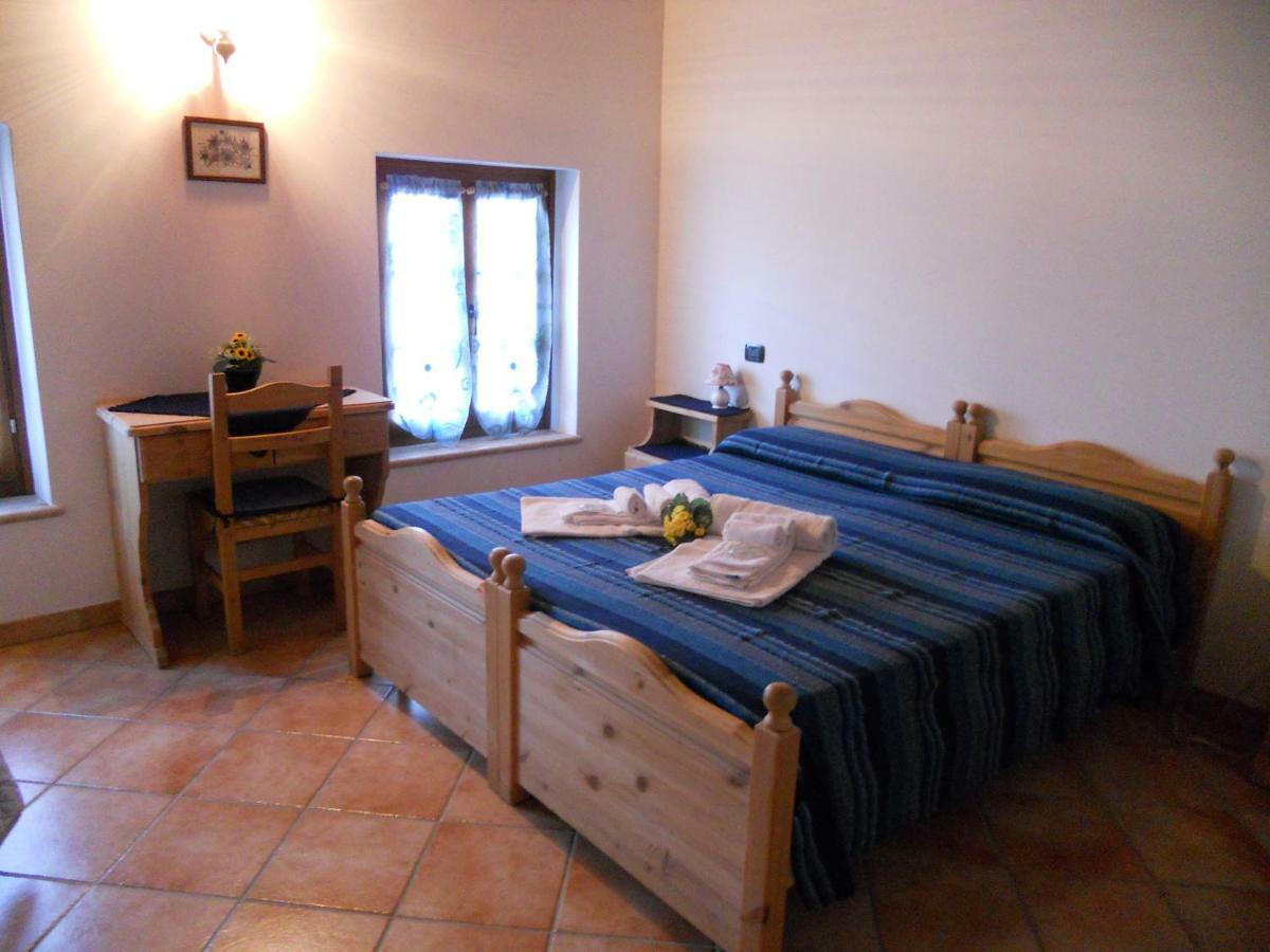 Agriturismo Lusani Caprino Veronese Eksteriør billede