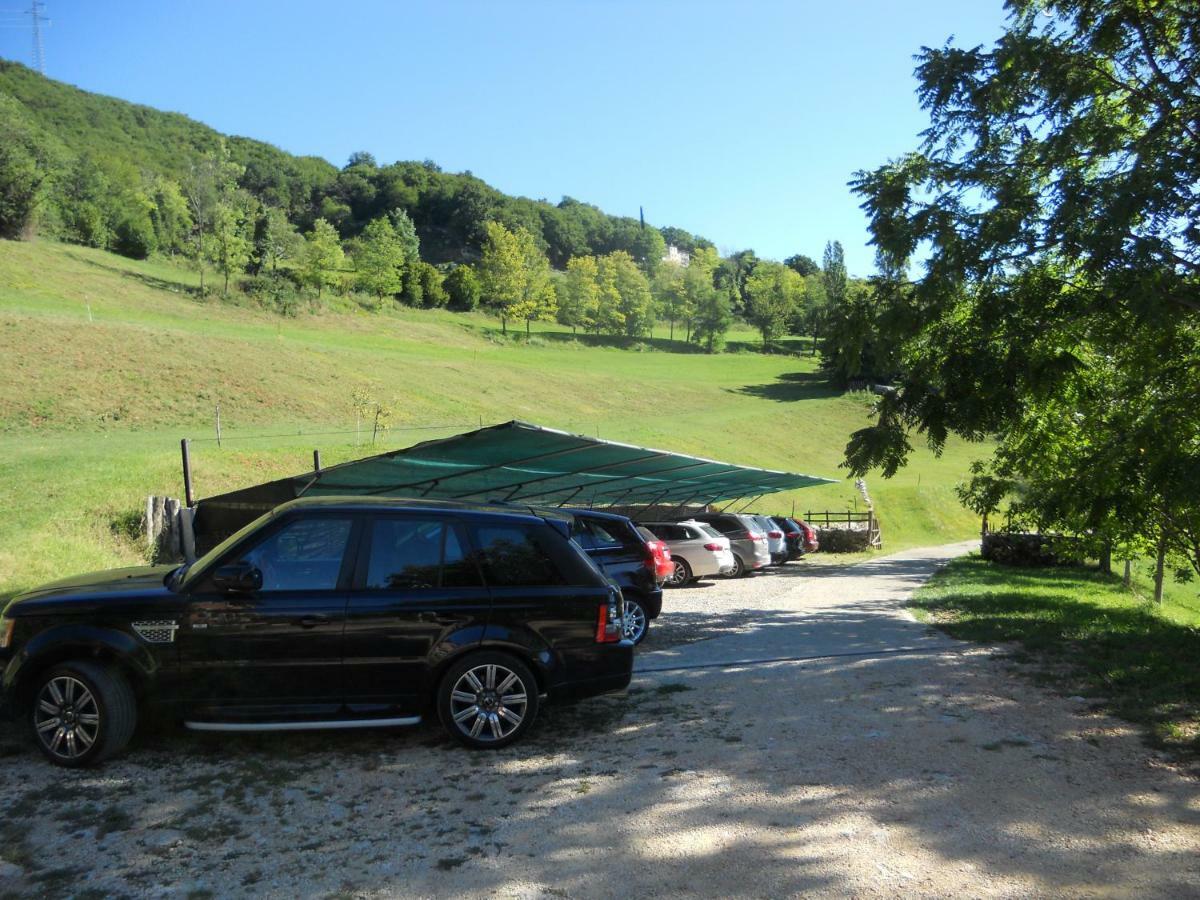 Agriturismo Lusani Caprino Veronese Eksteriør billede